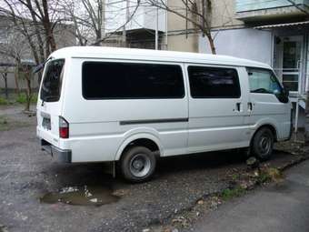 2002 Mazda Bongo Brawny Images