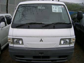 2002 Mazda Bongo Brawny Pictures