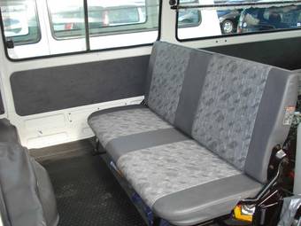 2003 Mazda Bongo Brawny Photos