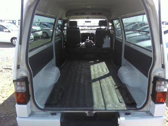 2005 Mazda Bongo Brawny Van Pictures