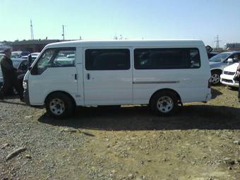 2005 Mazda Bongo Brawny Van Photos