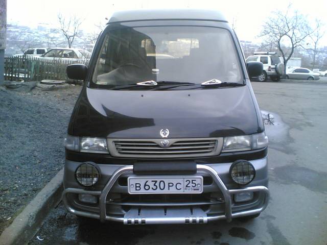 1995 Mazda Bongo Friendee