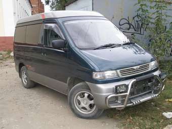 1995 Mazda Bongo Friendee