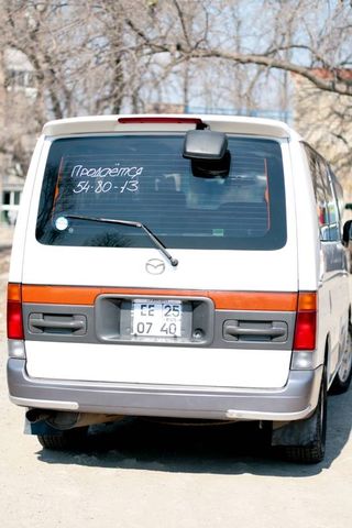 1996 Mazda Bongo Friendee