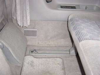 1999 Mazda Bongo Friendee Pics