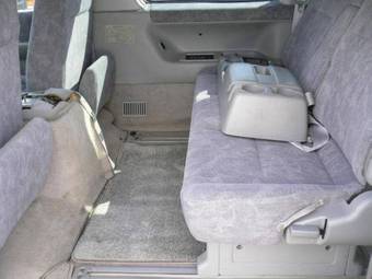 1999 Mazda Bongo Friendee Pictures