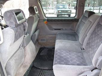 1999 Mazda Bongo Friendee Wallpapers