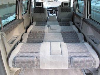 1999 Mazda Bongo Friendee Images