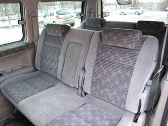 1999 Mazda Bongo Friendee Pictures