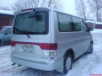 1999 Mazda Bongo Friendee Pictures