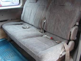 1999 Mazda Bongo Friendee Pics