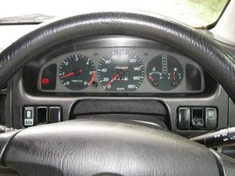 1999 Mazda Bongo Friendee Photos