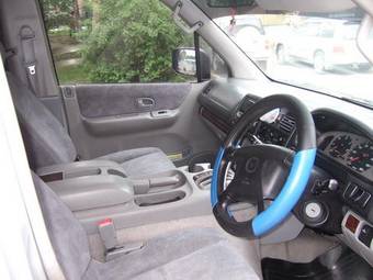 1999 Mazda Bongo Friendee Images