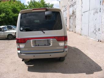 1999 Mazda Bongo Friendee Photos