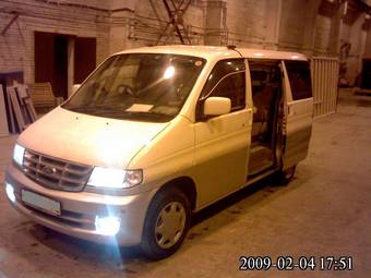 1999 Mazda Bongo Friendee Photos