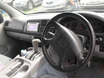 1999 Mazda Bongo Friendee Images