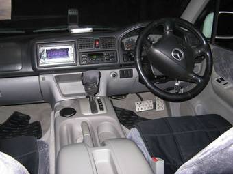 1999 Mazda Bongo Friendee Photos