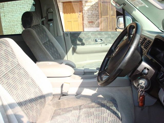 2000 Mazda Bongo Friendee