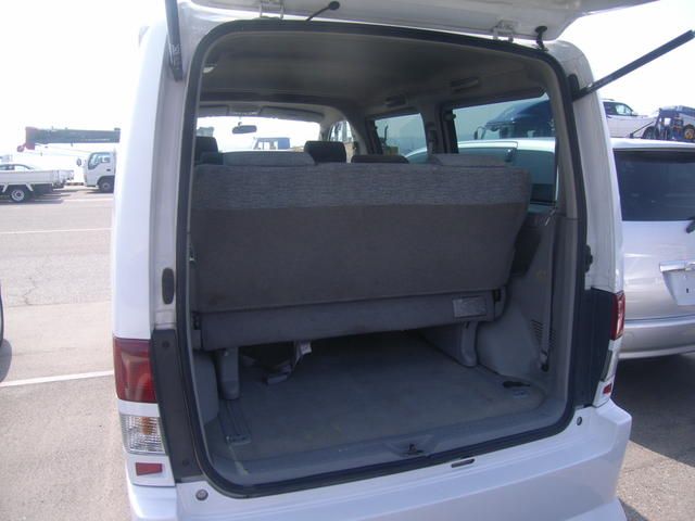 2000 Mazda Bongo Friendee