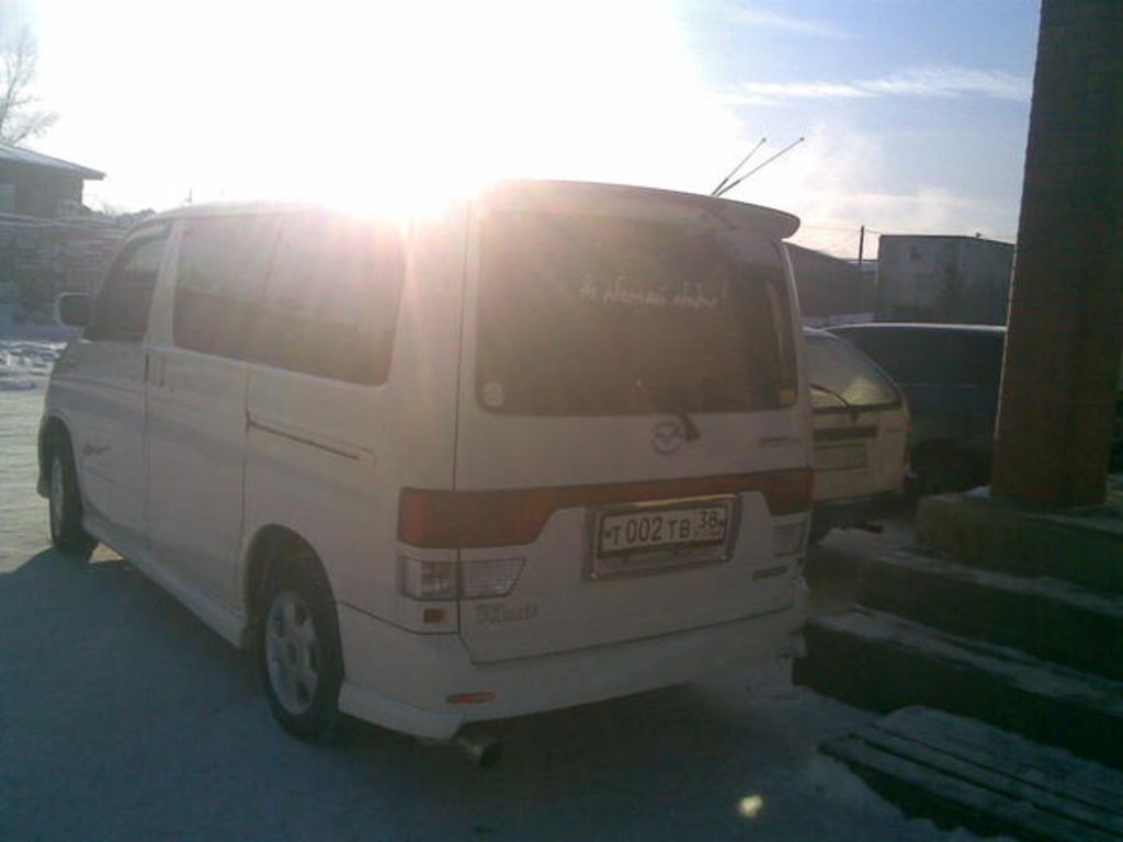 2000 Mazda Bongo Friendee