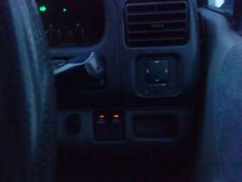 2000 Mazda Bongo Friendee Pics