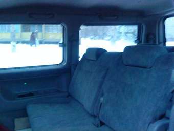 2000 Mazda Bongo Friendee Photos