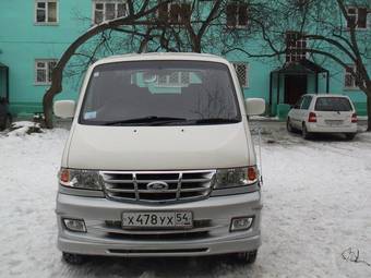 2000 Mazda Bongo Friendee Photos