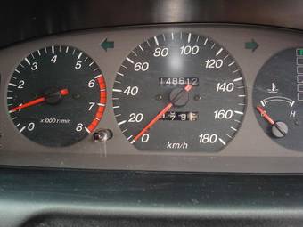 2000 Mazda Bongo Friendee Photos