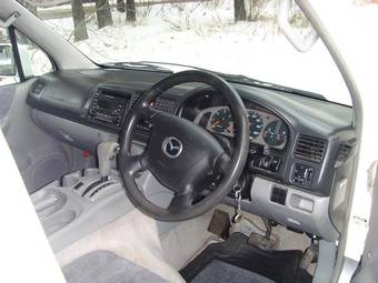 2000 Mazda Bongo Friendee Pictures