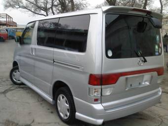 2000 Mazda Bongo Friendee Pics