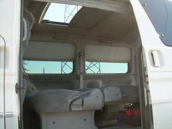 2000 Mazda Bongo Friendee Pictures