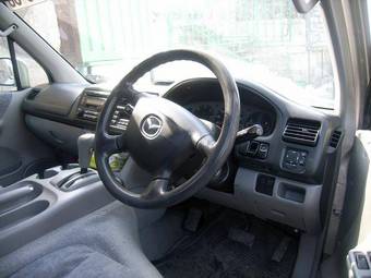 2000 Mazda Bongo Friendee Images