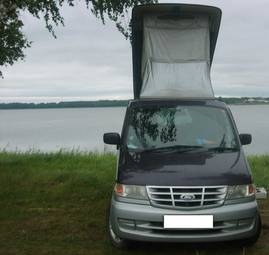 2000 Mazda Bongo Friendee Pictures