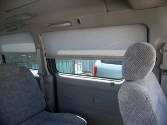 2000 Mazda Bongo Friendee Pics