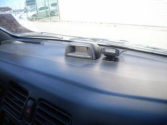 2000 Mazda Bongo Friendee Images