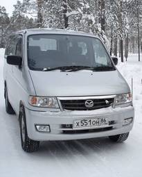 2000 Mazda Bongo Friendee Photos
