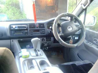 2000 Mazda Bongo Friendee Pics