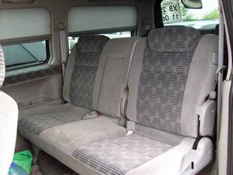 2000 Mazda Bongo Friendee Pictures