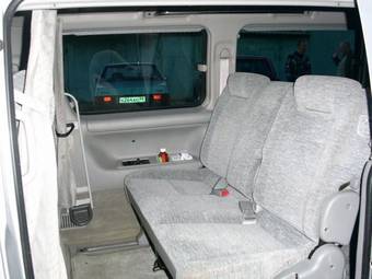 2000 Mazda Bongo Friendee Wallpapers