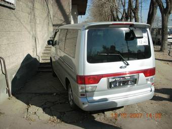 2000 Mazda Bongo Friendee Pictures