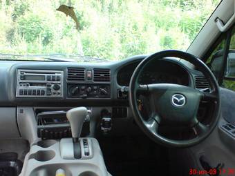 2000 Mazda Bongo Friendee Photos