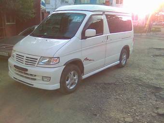 2000 Mazda Bongo Friendee Photos