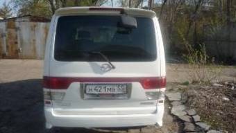 2000 Mazda Bongo Friendee Photos