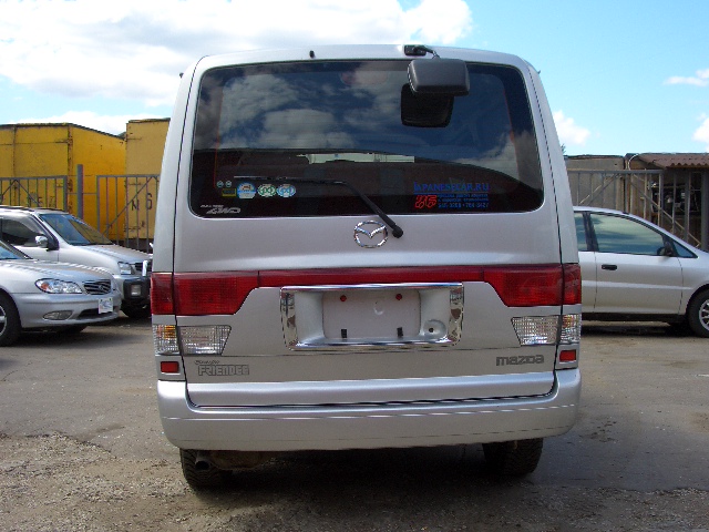 2001 Mazda Bongo Friendee Pictures