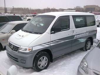 2001 Mazda Bongo Friendee Pictures