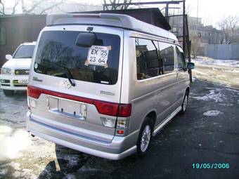 2001 Mazda Bongo Friendee Pictures