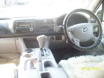 2001 Mazda Bongo Friendee Pictures