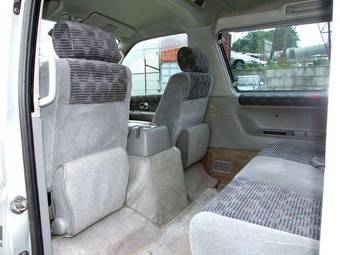 2001 Mazda Bongo Friendee Pictures