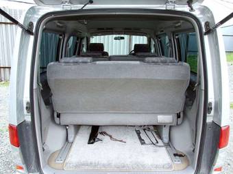 2001 Mazda Bongo Friendee Pictures