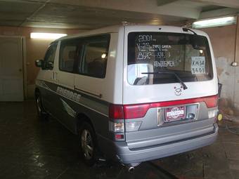 2001 Mazda Bongo Friendee Pictures
